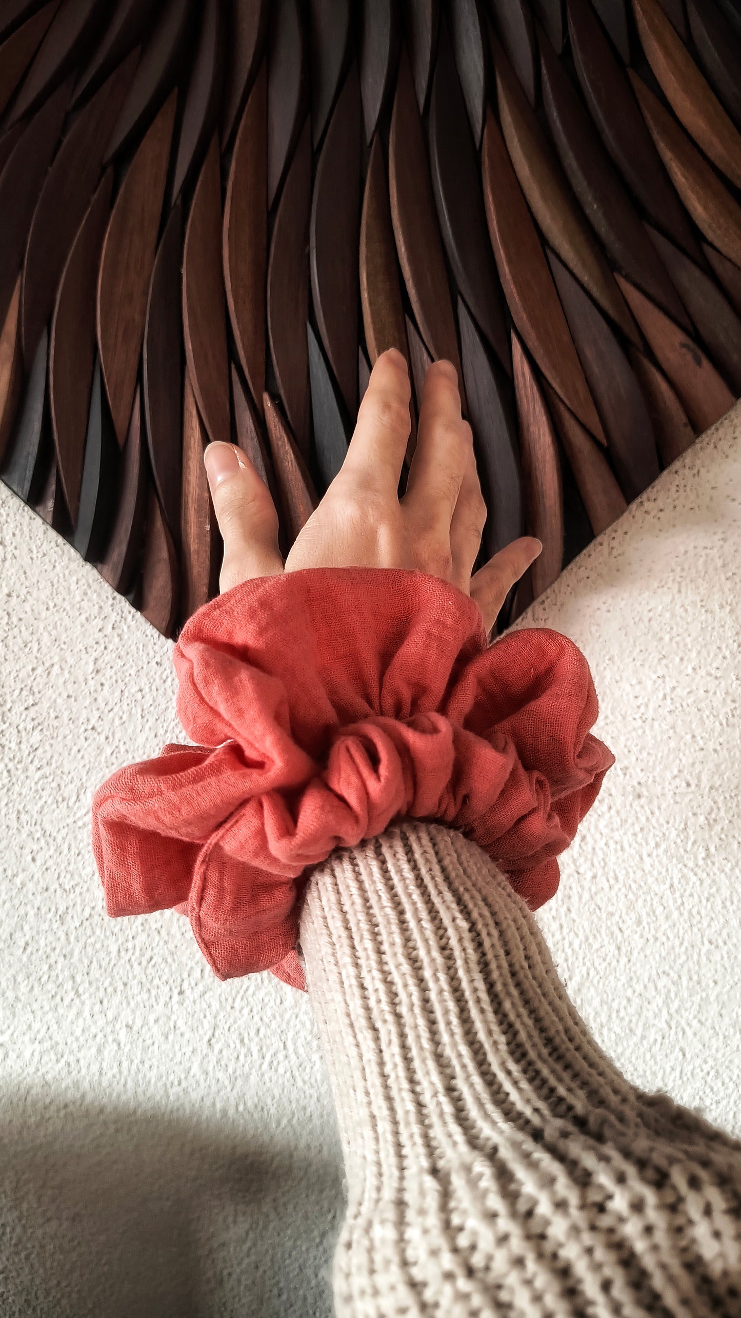 SCRUNCHIE EDIZIONE LIMITATA ROSA TINTA UNITA BASSO