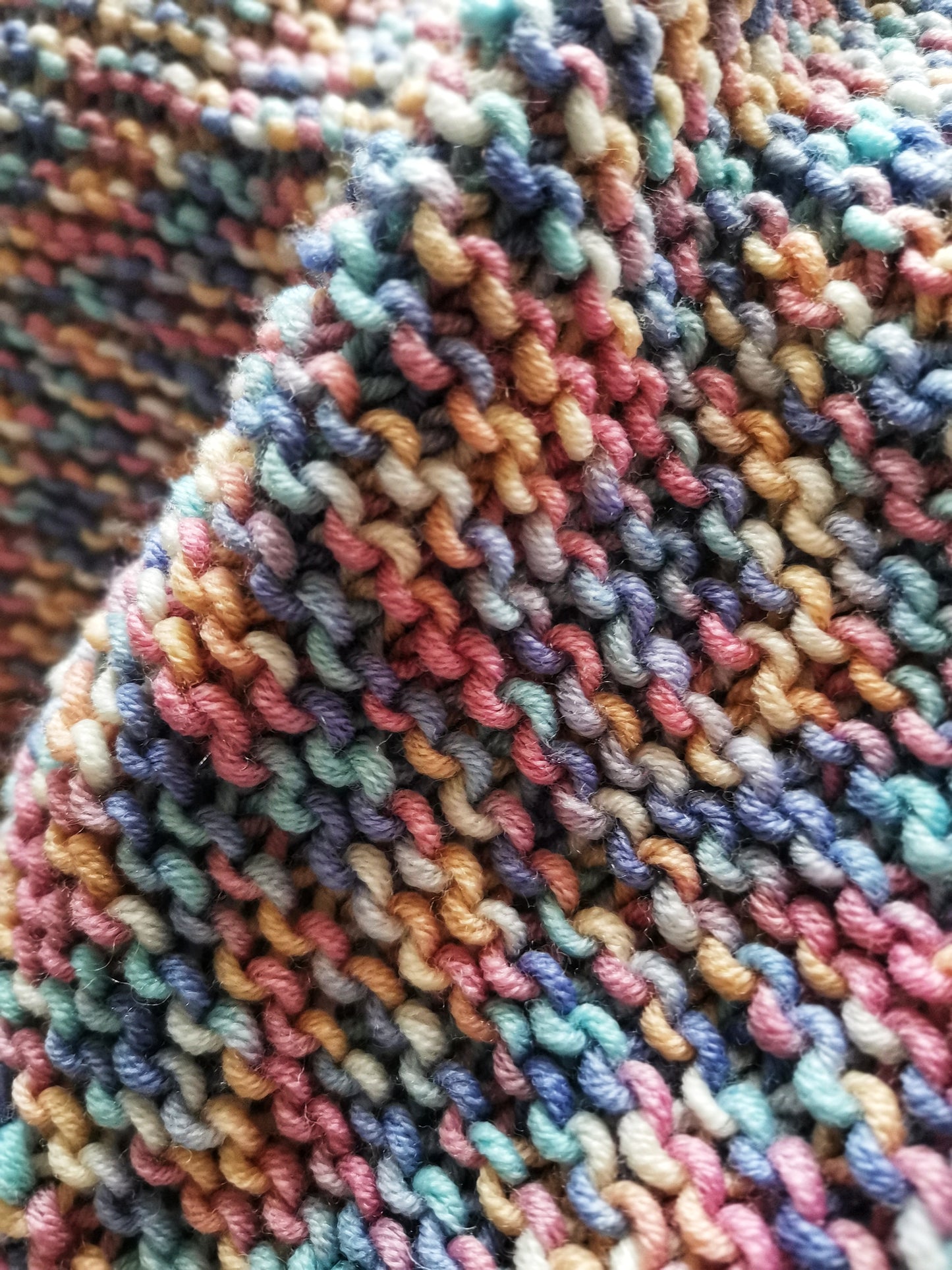 KNITTED BABY BLANKET