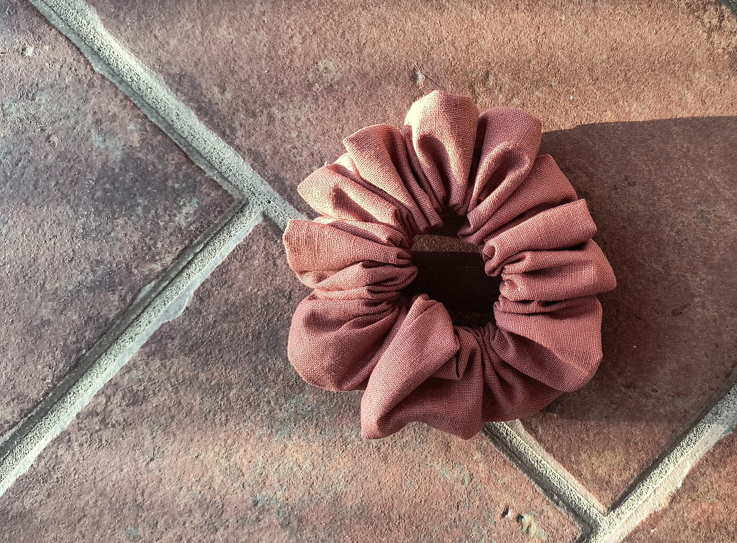 SCRUNCHIE "TERRACOTTA " MEDIUM