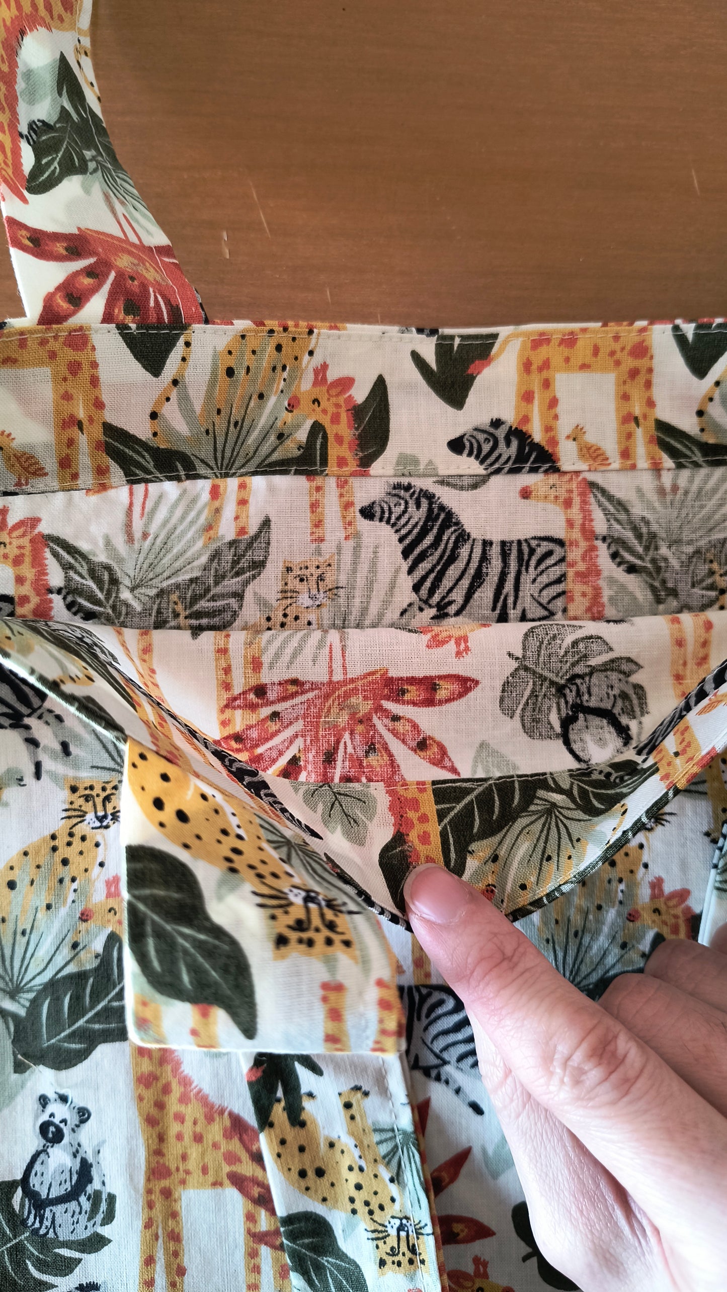 DSCHUNGEL-TIERE FAN-TASCHE 